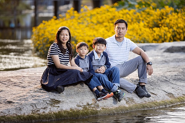 Family - Linh + Lac 2020